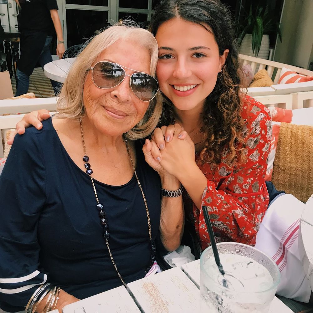 Meet your Posher, Daniella